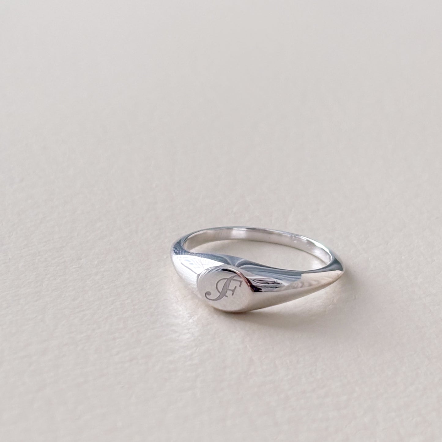 Classic Signet Ring