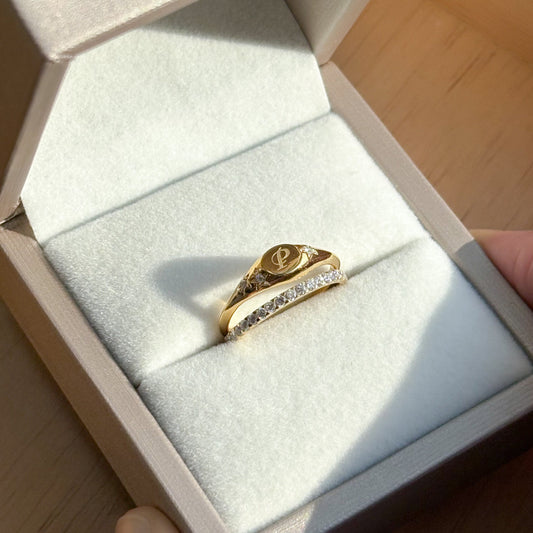 Classic Signet Ring